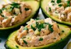 🥑🐟 Gefüllte Avocados mit Thunfisch-Rillettes – Einfach, leicht & voller Geschmack!
