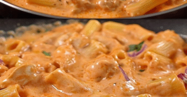 Cremige Pasta mit Tomatensoße – schnell gemacht und soooo lecker! 😋🍝